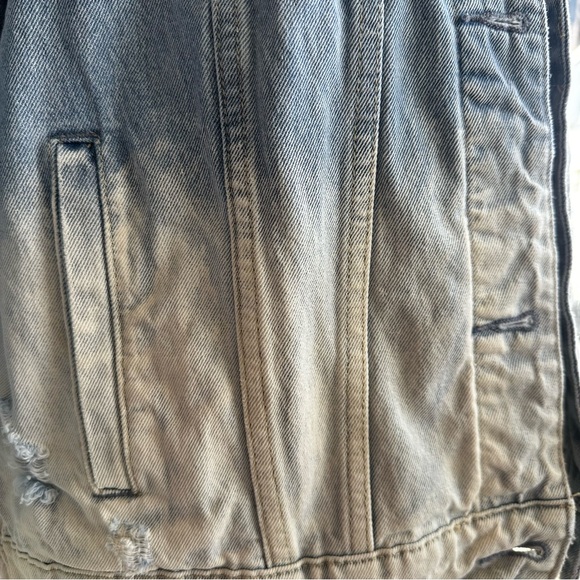 Blank NYC Distressed Ombré Denim Jean Jacket - Picture 4 of 4